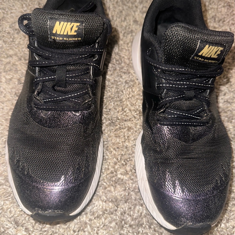 Nike Black and Gold Star Runner Sneakers